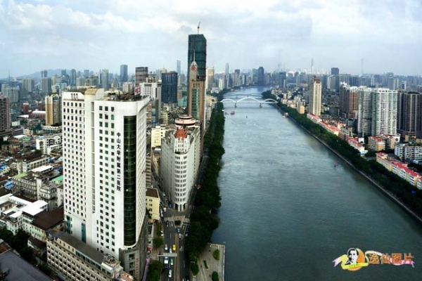 我司順利完工中（zhōng）山大學孫（sūn）逸仙紀念醫院（中山大學（xué）附（fù）屬第二醫（yī）院）層流手術室淨化空調過濾網更換安裝項目